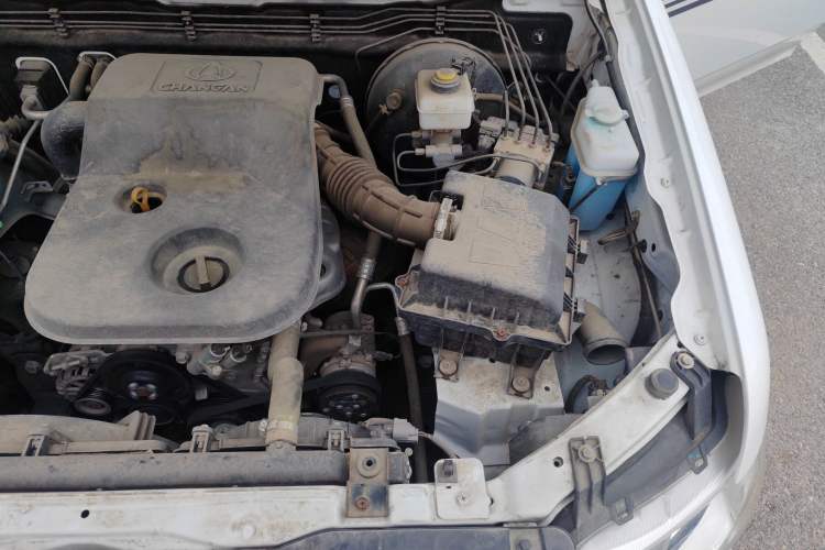 Used CHANGAN KAICHENG F300 2022 1.5L Houlang Version Standard Wheelbase DAM15KL Engine Bay Left