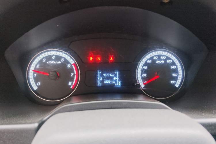 Used CHANGAN KAICHENG F300 2022 1.5L "True Fragrance" Long-Wheelbase DAM15KL Instrument Cluster