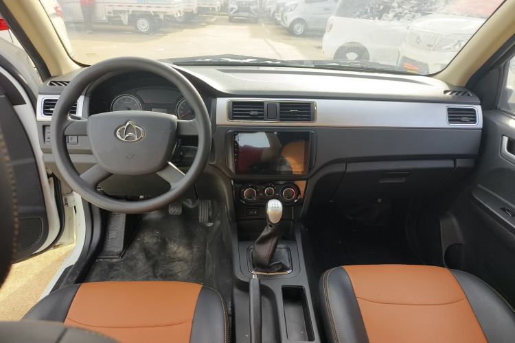Used CHANGAN KAICHENG F300 2022 1.5L True-Scent Version Standard Wheelbase DAM15KL Interior 3