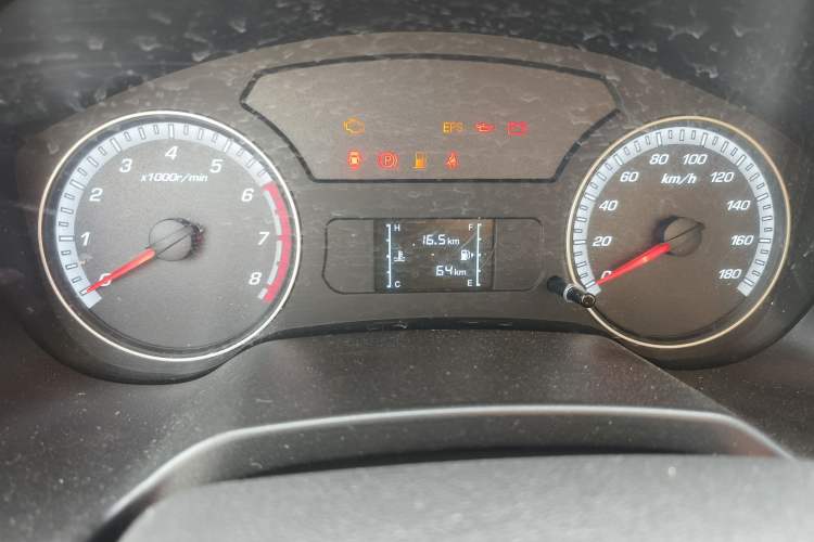 Used CHANGAN KAICHENG F300 2022 1.5L True-Scent Version Standard Wheelbase DAM15KL Odometer Close Up