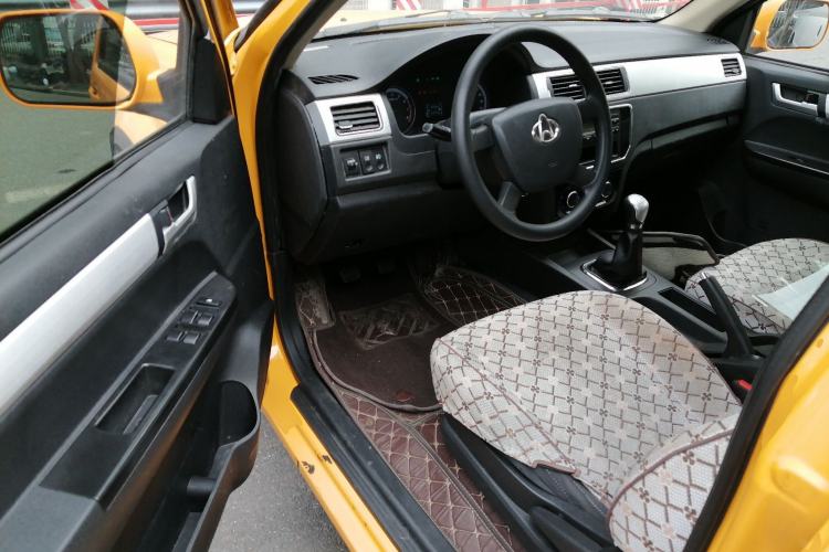 Used CHANGAN KAICHENG F300 2022 1.5L "True Fragrance" Long-Wheelbase DAM15KL Driver Seat