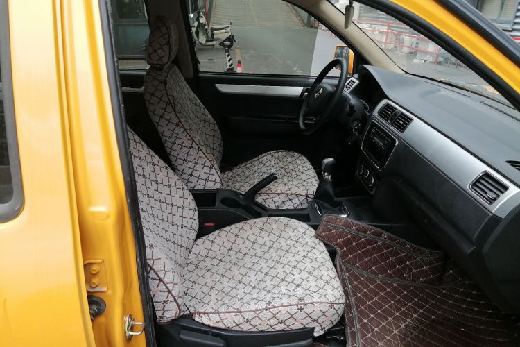 Used CHANGAN KAICHENG F300 2022 1.5L "True Fragrance" Long-Wheelbase DAM15KL Right Front Seat