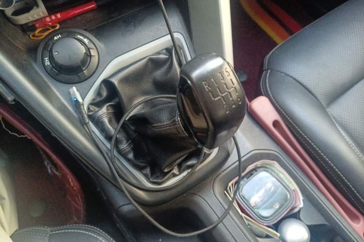 Used CHANGAN KAICHENG F70 2020 2.5T Diesel 4x4 Executive Version China VI Standard Short Wheelbase JE4D25 Gear Lever