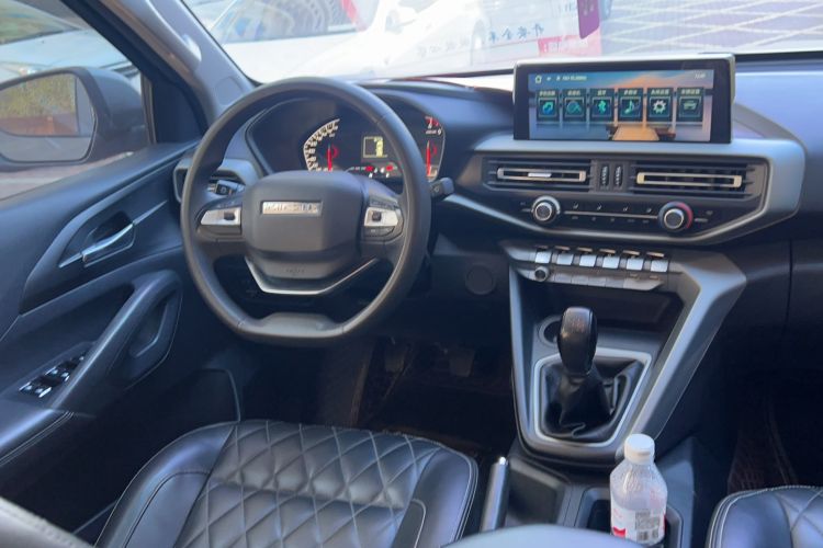 Used CHANGAN KAICHENG F70 2020 2.5T Diesel Two-Wheel-Drive Luxury Edition China VI Standard Wheelbase JE4D25 Interior 1