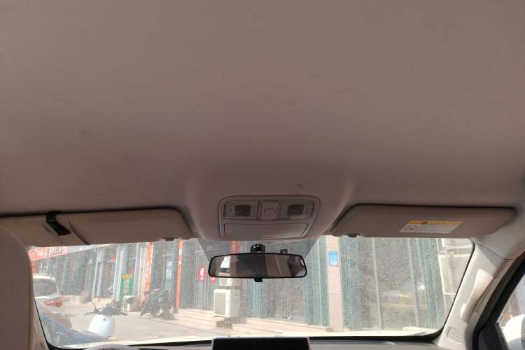 Used CHANGAN KAICHENG F70 2020 2.4T Gasoline Two-Wheel Drive Standard Version China V Emission Standards Standard Wheelbase 4K22D4T Headliner