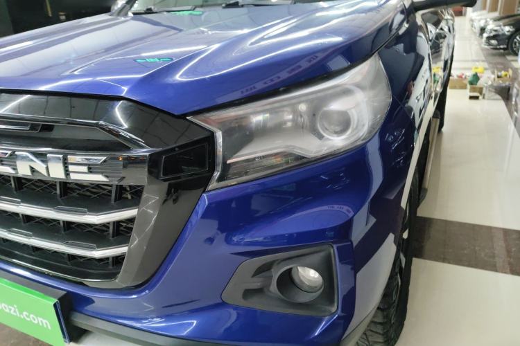 Used CHANGAN KAICHENG F70 2021 2.4T Gasoline Automatic 4x4 Executive Version Standard Wheelbase 4K22D4T Left Front Headlight