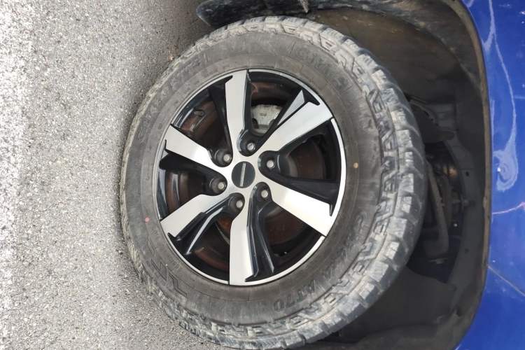 Used CHANGAN KAICHENG F70 2021 2.4T Gasoline Automatic 4x4 Executive Version Standard Wheelbase 4K22D4T Right Front Wheel Hub