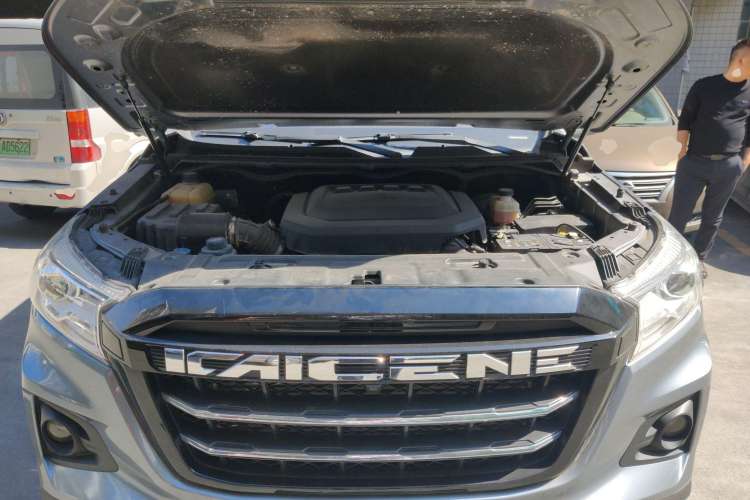 Used CHANGAN KAICHENG F70 2021 2.4T Gasoline Automatic Two-Wheel Drive Luxury Edition Standard Wheelbase 4K22D4T Engine Bay