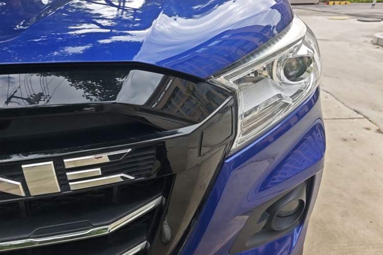 Used CHANGAN KAICHENG F70 2022 2.4T Gasoline Automatic 4x4 Excellence Edition Standard Wheelbase 4K22D4T Left Front Headlight