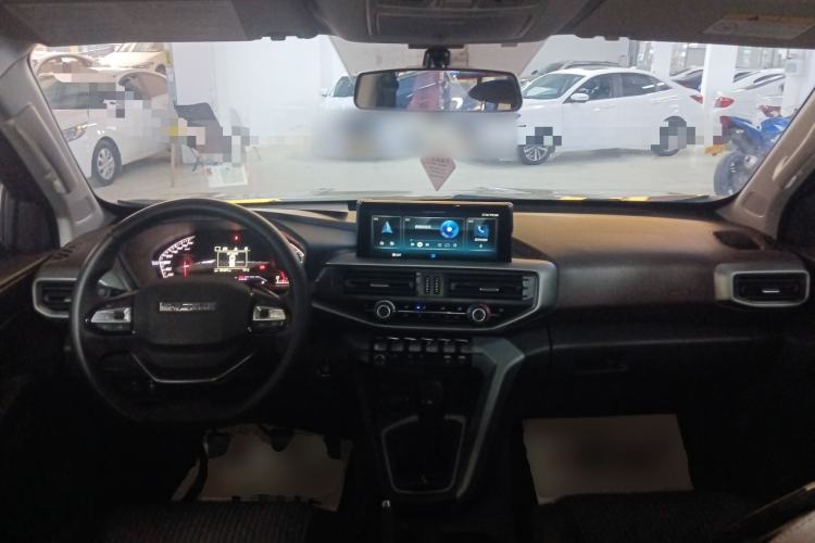 Used CHANGAN KAICHENG F70 2022 2.5T Diesel Manual 4x4 Luxury Edition Long Wheelbase JE4D25 Interior 2