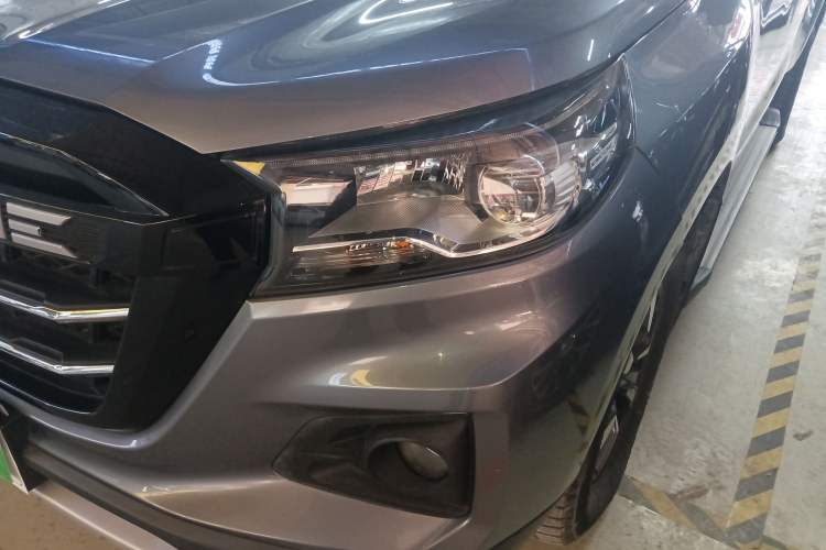 Used CHANGAN KAICHENG F70 2022 2.5T Diesel Manual 4x4 Luxury Edition Long Wheelbase JE4D25 Left Front Headlight