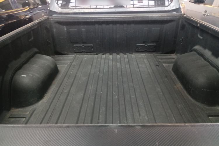 Used CHANGAN KAICHENG F70 2022 2.5T Diesel Manual 4x4 Luxury Edition Long Wheelbase JE4D25 Trunk