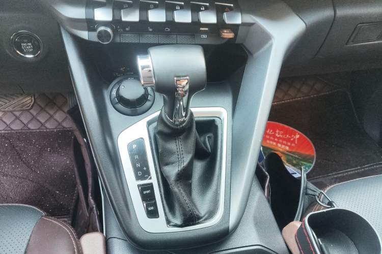 Used CHANGAN KAICHENG F70 2022 2.4T Gasoline Automatic 4x4 Overland Edition Standard Wheelbase 4K22D4T Gear Lever