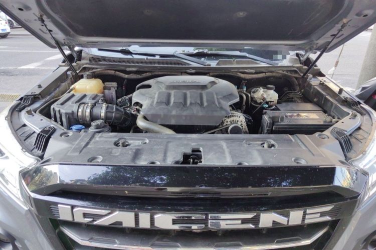 Used CHANGAN KAICHENG F70 2022 2.5T Diesel Manual 4x4 Excellence Edition Long Wheelbase JE4D25Q6A Engine Bay