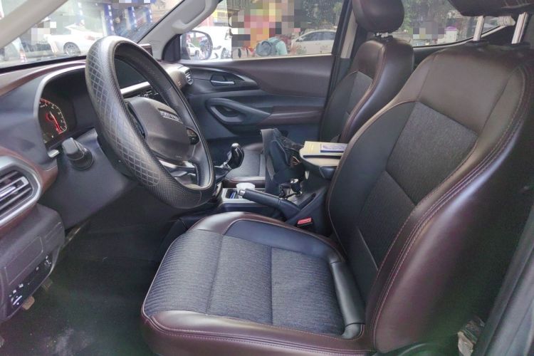 Used CHANGAN KAICHENG F70 2022 2.5T Diesel Manual 4x4 Excellence Edition Long Wheelbase JE4D25Q6A Left Front Seat