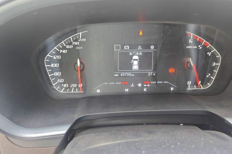Used CHANGAN KAICHENG F70 2022 2.0T Diesel Manual Two-Wheel Drive Luxury Edition Long Wheelbase 4D20M Odometer Close Up