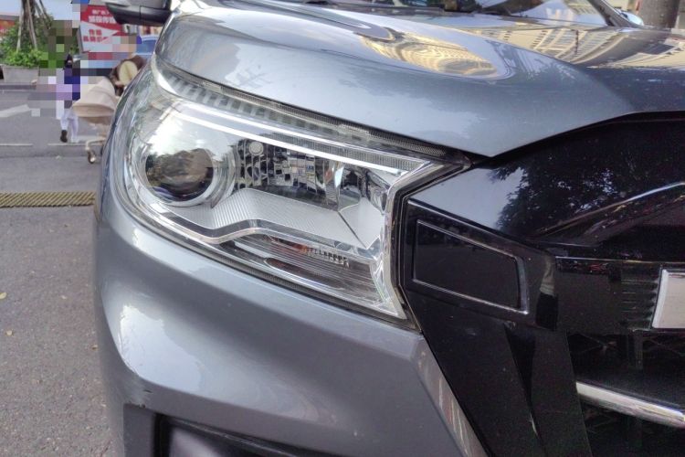 Used CHANGAN KAICHENG F70 2022 2.5T Diesel Manual 4x4 Excellence Edition Long Wheelbase JE4D25Q6A Right Front Headlight