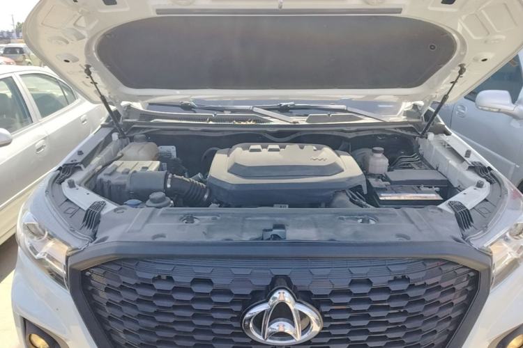 Used CHANGAN KAICHENG F70 2022 2.4T Gasoline Manual 4x4 Executive Version Standard Wheelbase 4K22D4T Engine Bay
