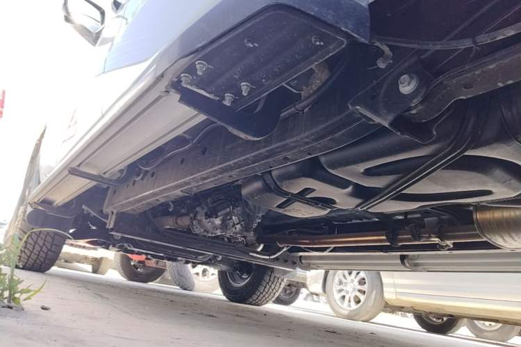 Used CHANGAN KAICHENG F70 2022 2.4T Gasoline Manual 4x4 Executive Version Standard Wheelbase 4K22D4T Left Side Sill