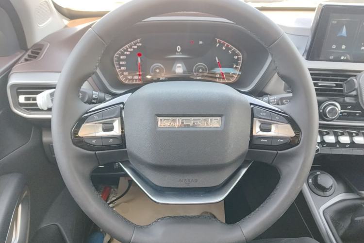 Used CHANGAN KAICHENG F70 2022 2.4T Gasoline Manual 4x4 Executive Version Standard Wheelbase 4K22D4T Steering Wheel