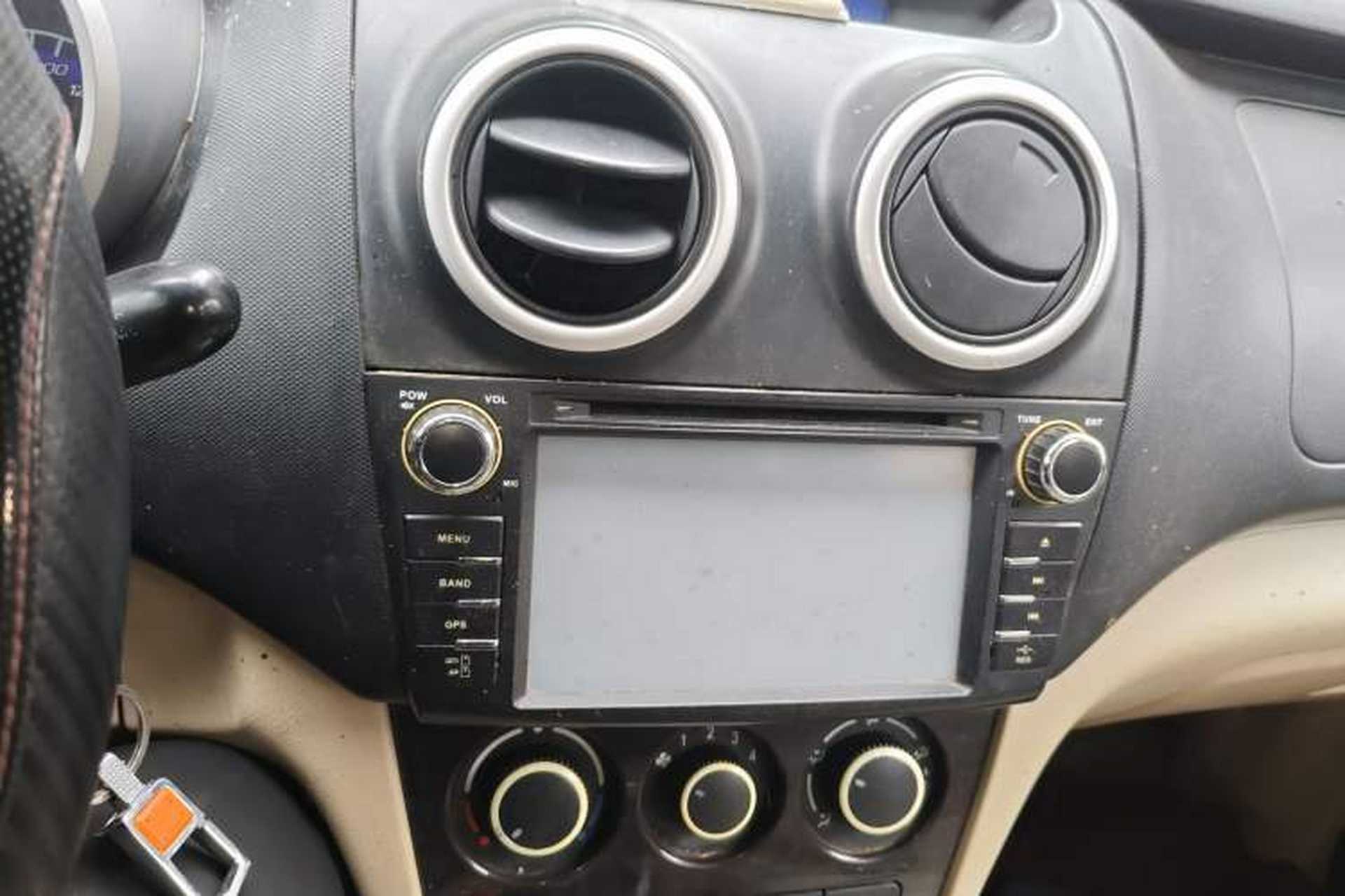 Used CHANGAN KAICHENG Ounuo S 2012 1.5L Elite Version Audio And AC Panel
