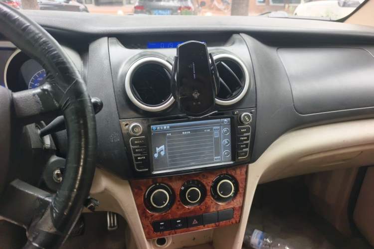 Used CHANGAN KAICHENG Ounuo S 2012 1.3L Base Version Audio And AC Panel