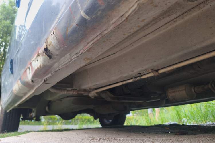 Used CHANGAN KAICHENG Ounuo S 2012 1.5L Standard Version Chassis Front Right