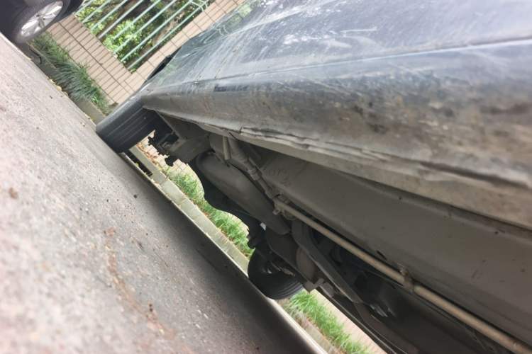 Used CHANGAN KAICHENG Ounuo S 2012 1.3L Base Version Chassis Front Right