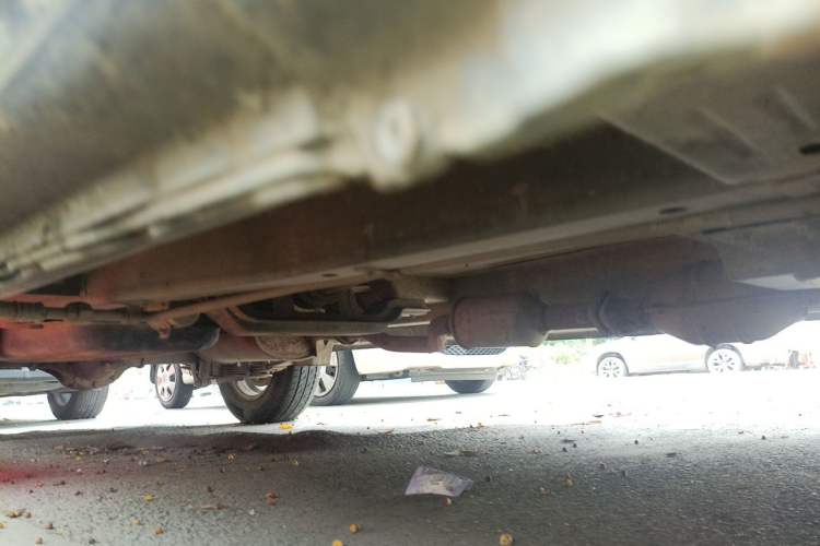 Used CHANGAN KAICHENG Ounuo S 2012 1.5L Standard Version Chassis Front Right