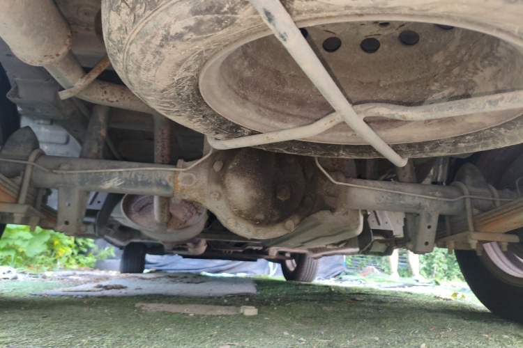 Used CHANGAN KAICHENG Ounuo S 2012 1.5L Standard Version Chassis Rear