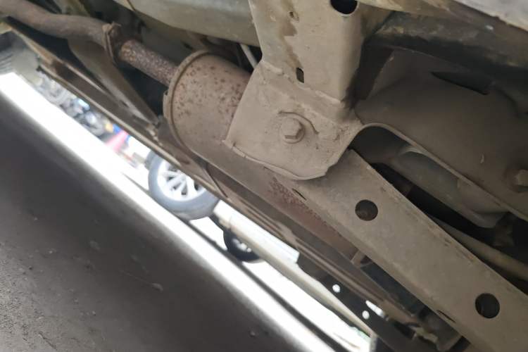 Used CHANGAN KAICHENG Ounuo S 2012 1.5L Elite Version Chassis Rear Left