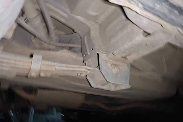 Used CHANGAN KAICHENG Ounuo S 2012 1.3L Elite Version Chassis Rear Right
