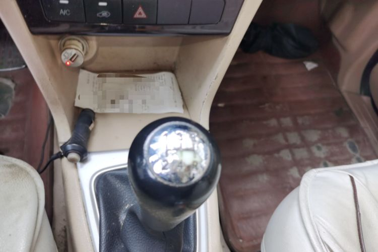 Used CHANGAN KAICHENG Ounuo S 2012 1.5L Elite Version Gear Lever