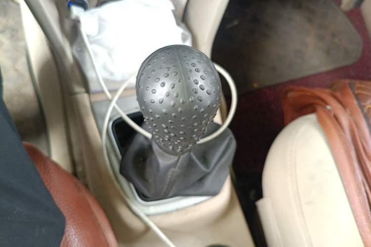 Used CHANGAN KAICHENG Ounuo S 2012 1.5L Standard Version Gear Lever