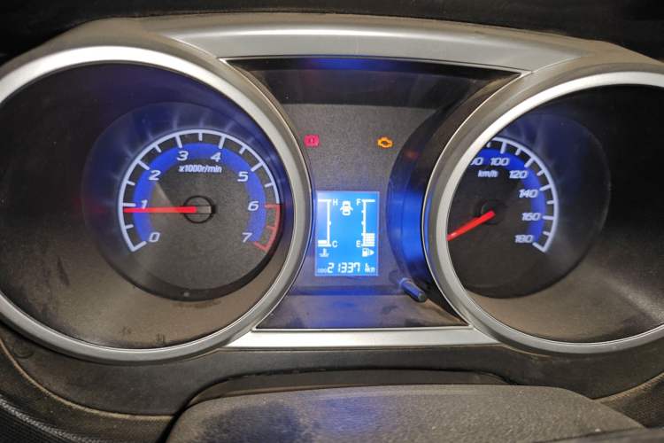 Used CHANGAN KAICHENG Ounuo S 2012 1.3L Elite Version Instrument Cluster