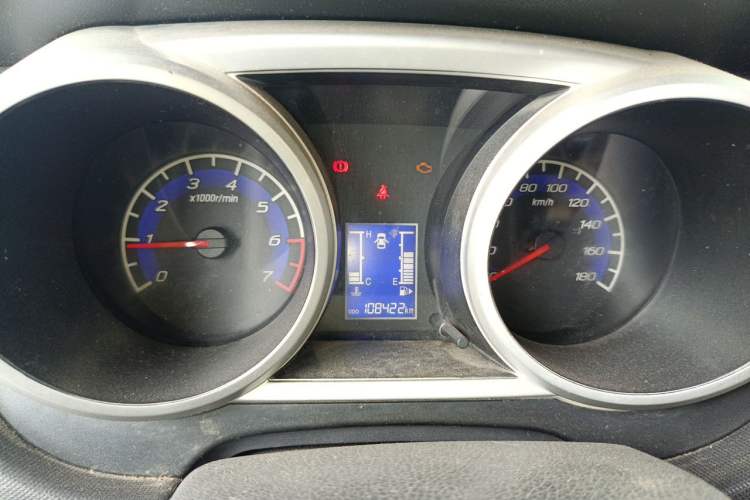 Used CHANGAN KAICHENG Ounuo S 2012 1.5L Standard Version Instrument Cluster