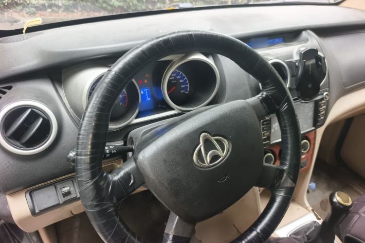Used CHANGAN KAICHENG Ounuo S 2012 1.3L Base Version Steering Wheel