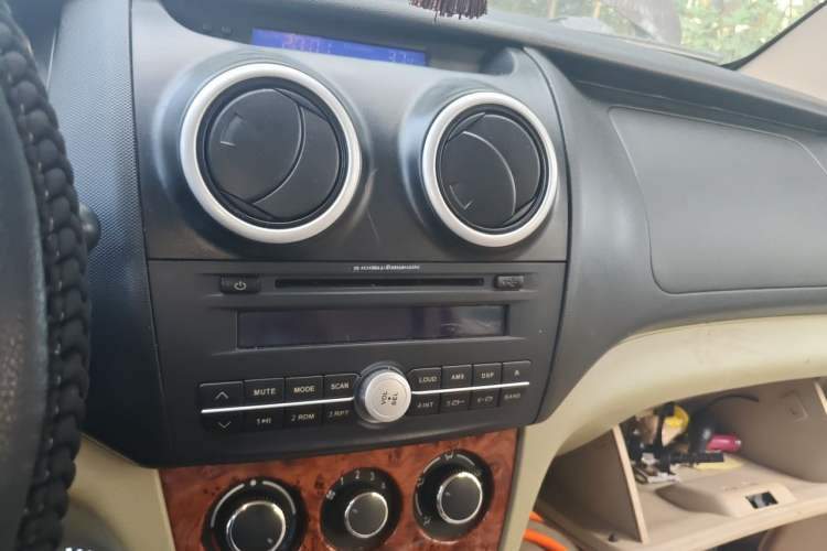 Used CHANGAN KAICHENG Ounuo S 2012 1.3L Base Version Audio And AC Panel