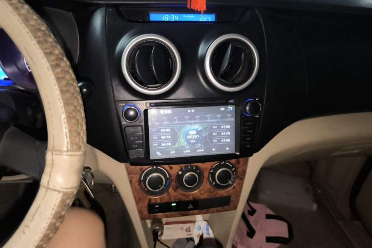 Used CHANGAN KAICHENG Ounuo S 2012 1.3L Elite Version Audio And AC Panel
