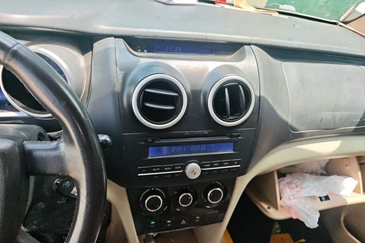 Used CHANGAN KAICHENG Ounuo S 2012 1.5L Luxury Model Audio And AC Panel