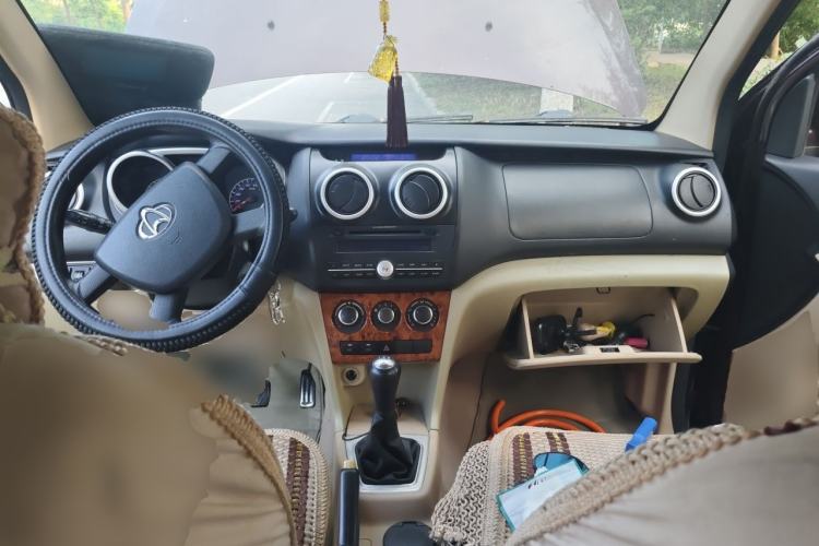 Used CHANGAN KAICHENG Ounuo S 2012 1.3L Base Version Center Console