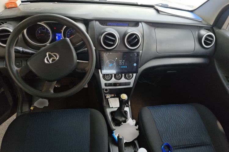 Used CHANGAN KAICHENG Ounuo S 2012 1.3L Base Version Center Console
