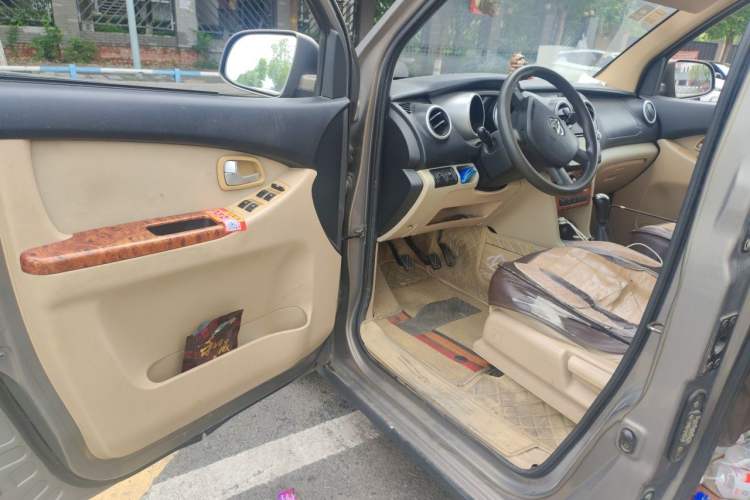 Used CHANGAN KAICHENG Ounuo S 2012 1.3L Elite Version Driver Seat