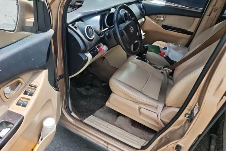 Used CHANGAN KAICHENG Ounuo S 2012 1.5L Luxury Model Driver Seat