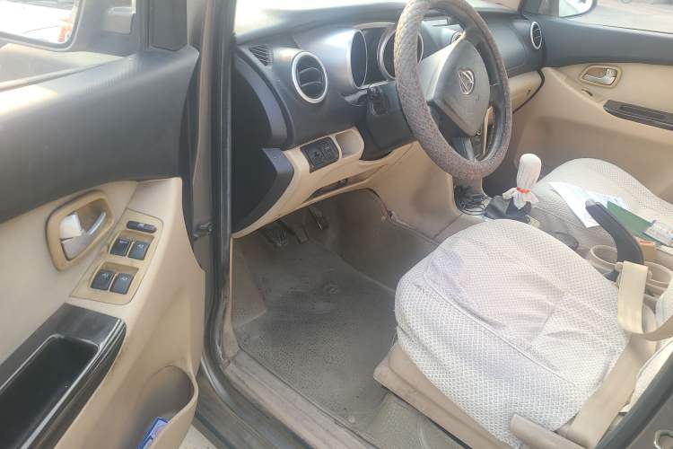 Used CHANGAN KAICHENG Ounuo S 2012 1.5L Elite Version Driver Seat