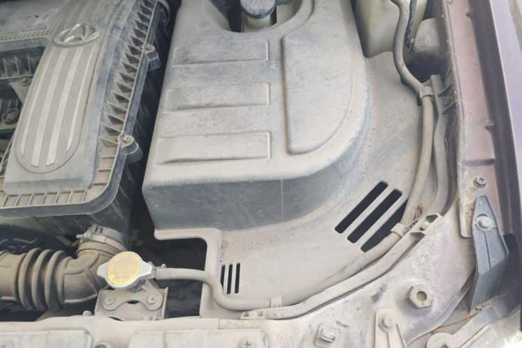 Used CHANGAN KAICHENG Ounuo S 2012 1.3L Base Version Engine Bay Left