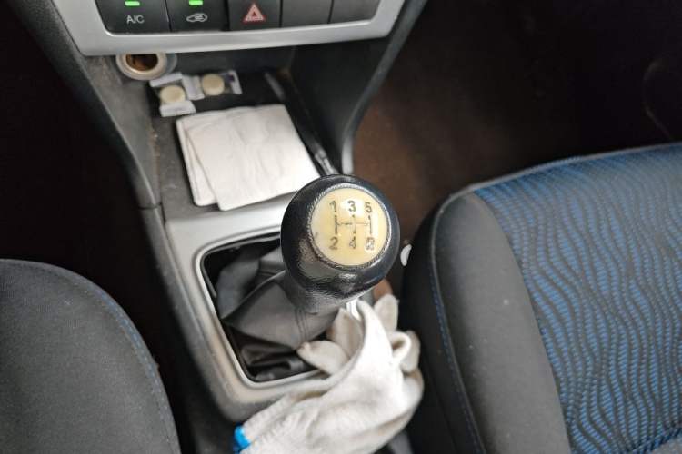 Used CHANGAN KAICHENG Ounuo S 2012 1.3L Base Version Gear Lever