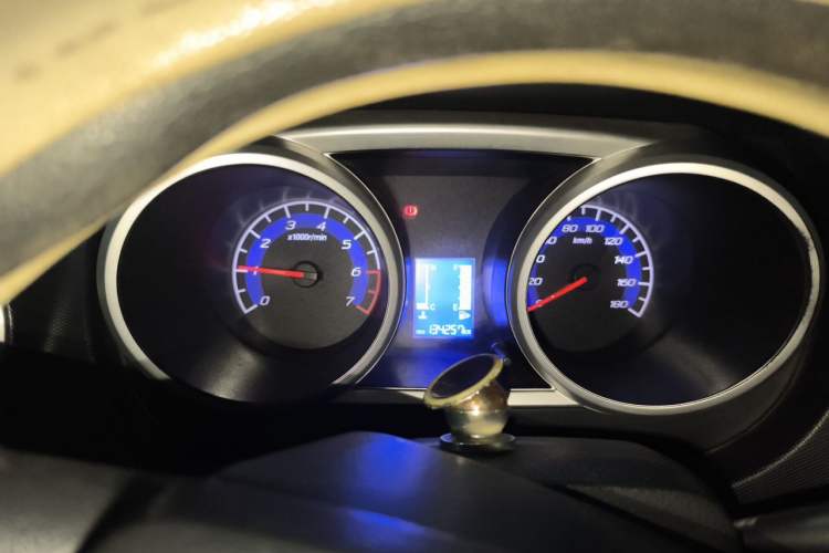 Used CHANGAN KAICHENG Ounuo S 2012 1.3L Elite Version Instrument Cluster