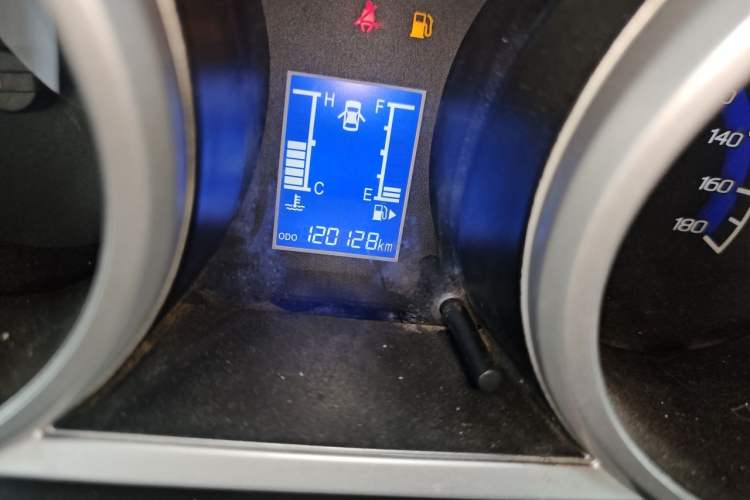Used CHANGAN KAICHENG Ounuo S 2012 1.3L Base Version Odometer Close Up
