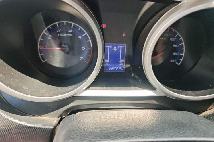 Used CHANGAN KAICHENG Ounuo S 2012 1.5L Luxury Model Odometer Close Up